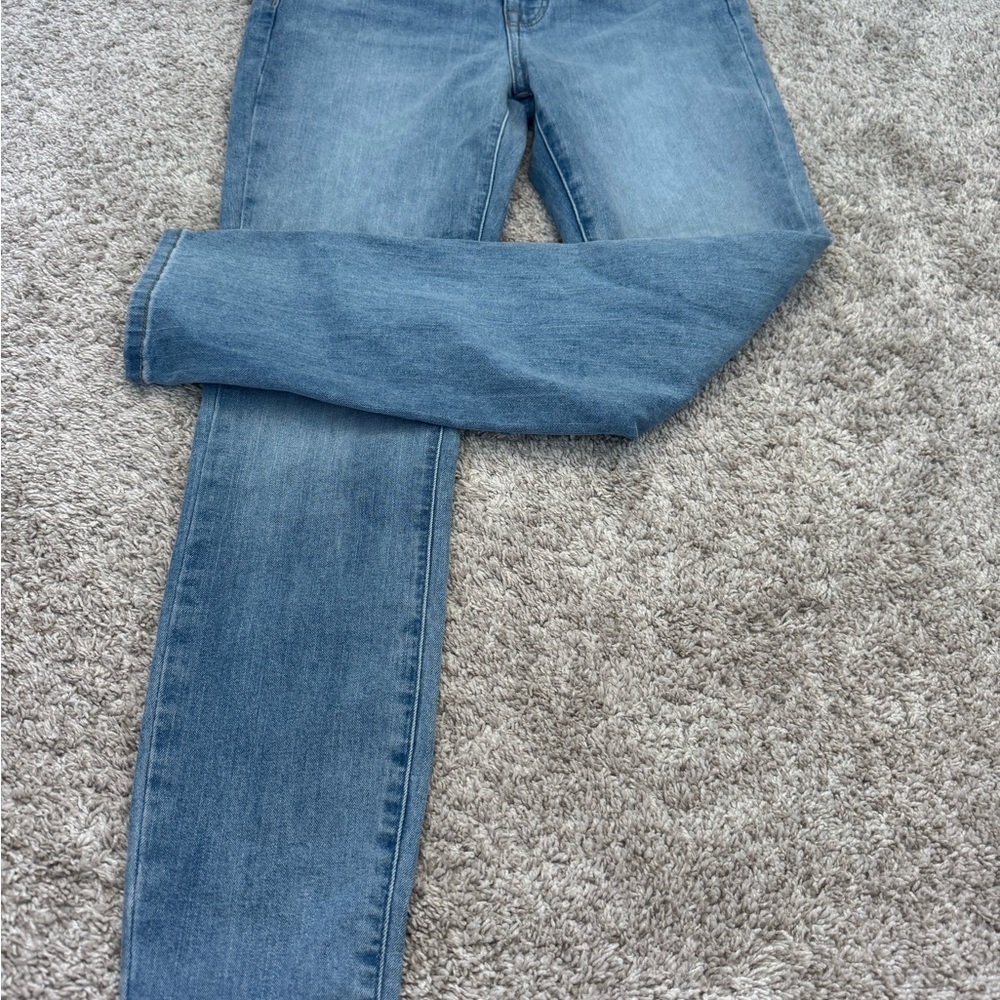 NWT Calvin Klein Women's High-Rise Skinny Ankle Jeans, Robins Egg, Size 6/28